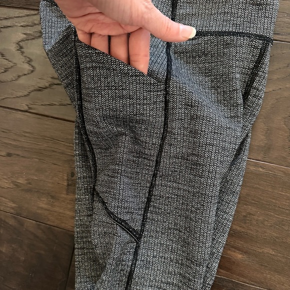Lululemon Speed Up Tight High Rise Full Length Luxtreme Knit Heathered Leggings - Picture 13 of 15